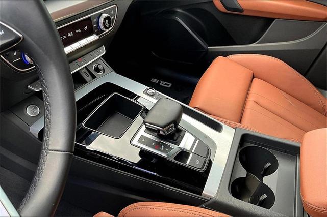 Photo of 2025 Arkona White Audi Q5