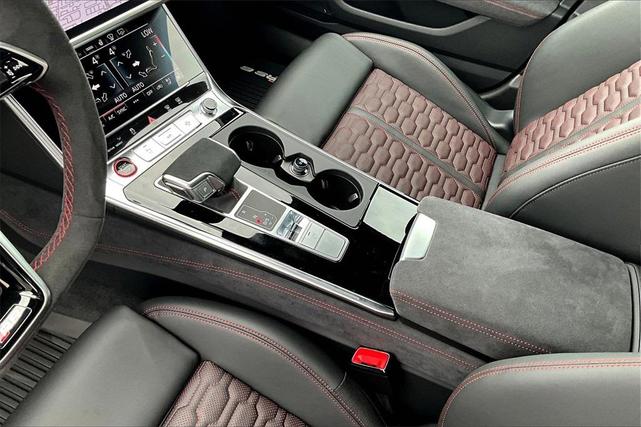 Photo of 2026 Daytona Gray Pearl Effect Audi RS 6 Avant