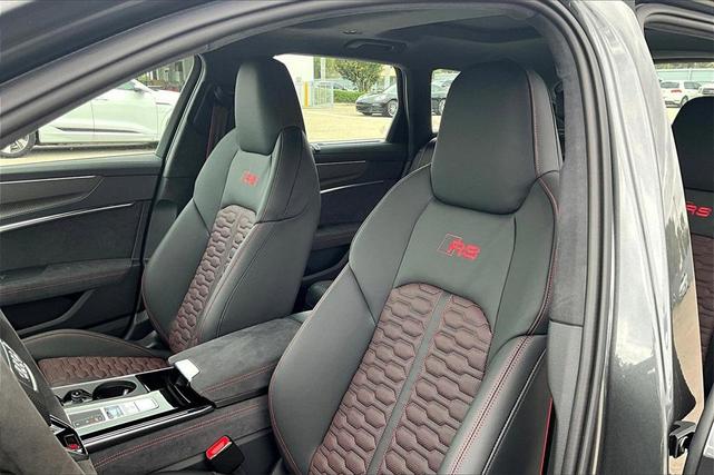 Photo of 2026 Daytona Gray Pearl Effect Audi RS 6 Avant