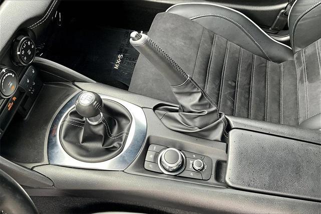 Photo of 2023 Soul Red Crystal Metallic Mazda MX-5 Miata RF