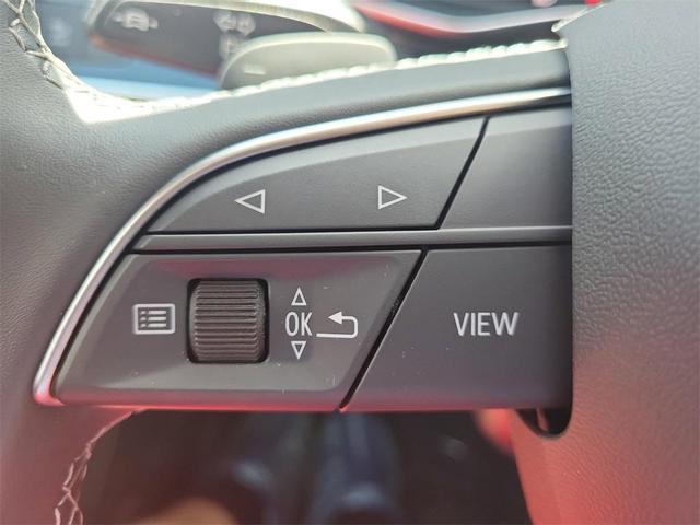 Photo of 2025 Glacier White Metallic Audi Q7