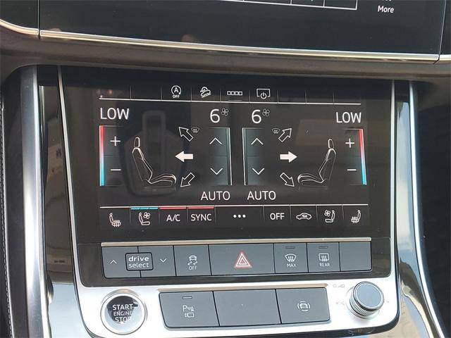 Photo of 2025 Glacier White Metallic Audi Q8