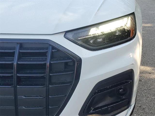 Photo of 2025 Arkona White Audi Q5