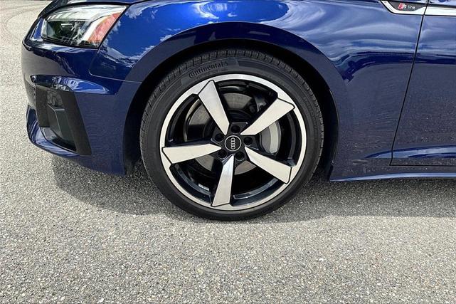 Photo of 2025 Navarra Blue Metallic Audi A5 Sportback