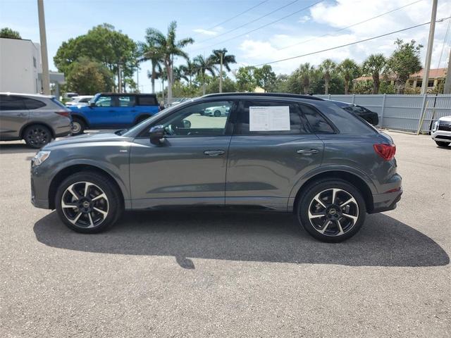 Photo of 2025 Daytona Gray Pearl Effect Audi Q3