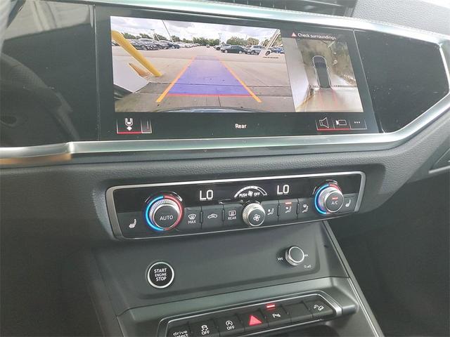 Photo of 2025 Daytona Gray Pearl Effect Audi Q3