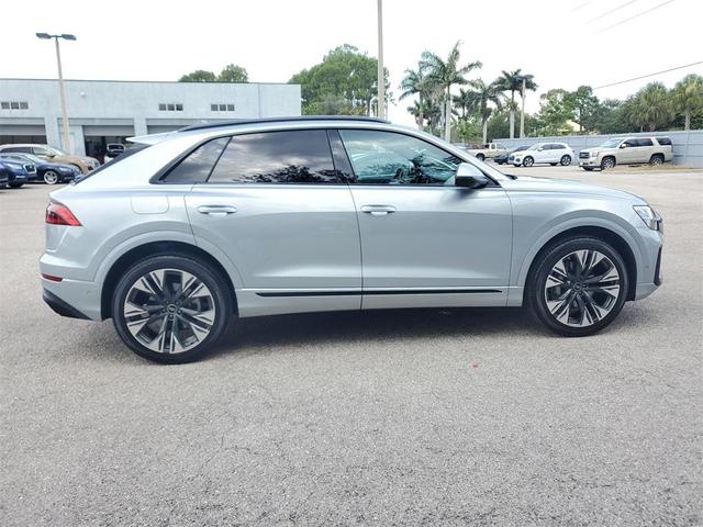 Photo of 2025 Satellite Silver Metallic Audi Q8