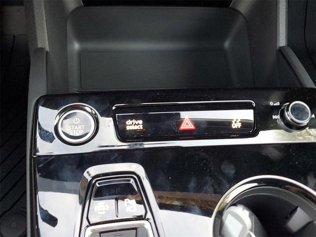 Photo of 2025 Magnet Gray Audi Q6 e-tron