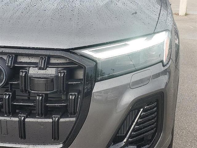 Photo of 2025 Samurai Gray Metallic Audi Q7