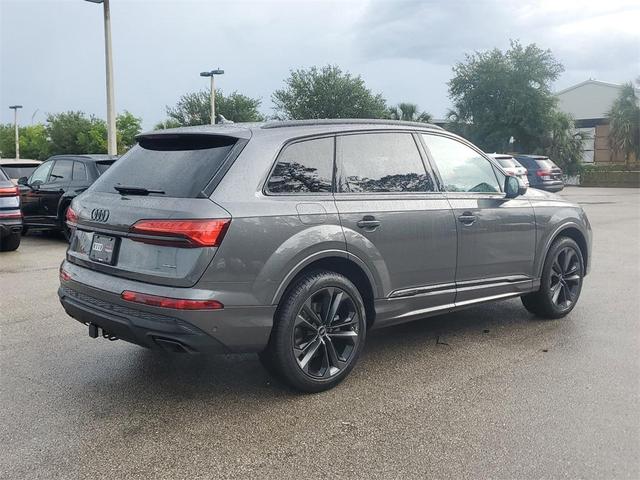 Photo of 2025 Samurai Gray Metallic Audi Q7