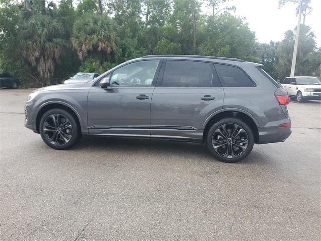 Photo of 2025 Samurai Gray Metallic Audi Q7