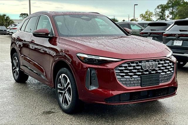 Photo of 2025 Red Audi Q5