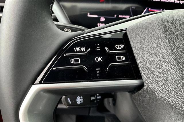 Photo of 2025 Red Audi Q5