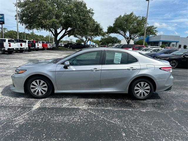 Photo of 2020 Silver Toyota Camry