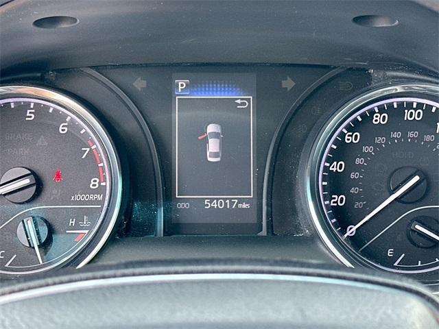 Photo of 2020 Silver Toyota Camry
