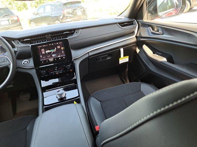 Photo of 2024 Velvet Red Pearlcoat Jeep Grand Cherokee