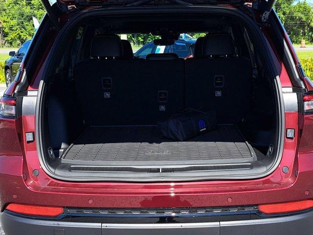 Photo of 2024 Velvet Red Pearlcoat Jeep Grand Cherokee