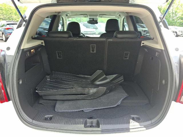 Photo of 2022 Summit White Buick Encore