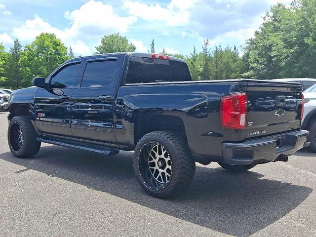 Photo of 2018 Black Chevrolet Silverado 1500