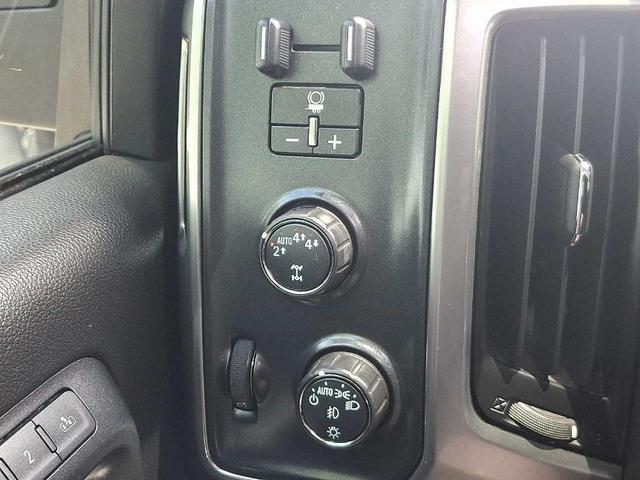 Photo of 2018 Black Chevrolet Silverado 1500