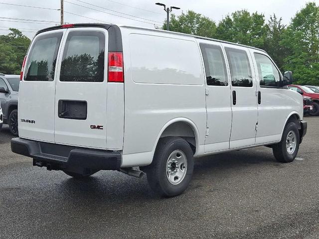 Photo of 2025 Summit White GMC Savana 2500