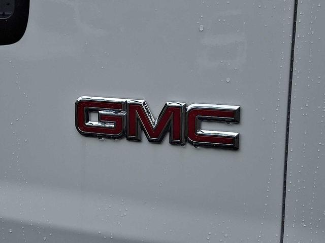 Photo of 2025 Summit White GMC Savana 2500
