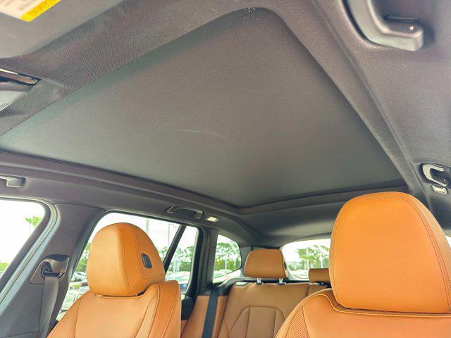 Photo of 2022 Phytonic Blue Metallic BMW X3