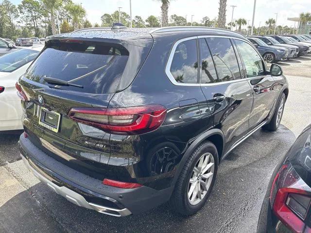 Photo of 2023 Black Sapphire Metallic BMW X5