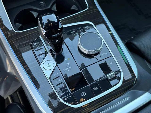 Photo of 2023 Black BMW X5 PHEV