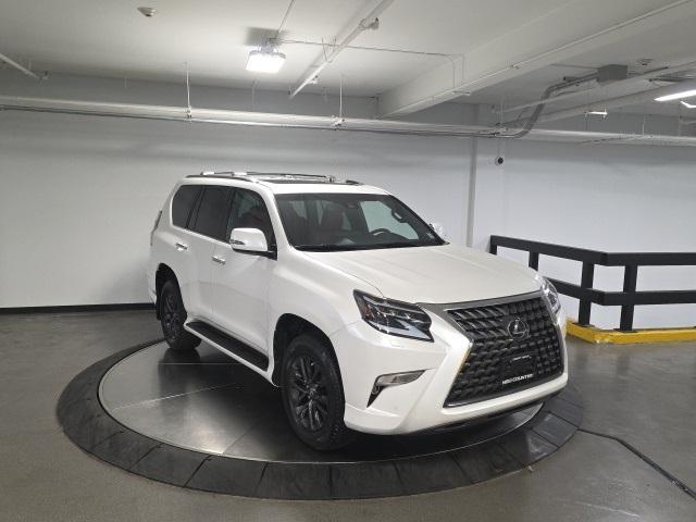 Photo of 2023 Eminent White Pearl Lexus GX 460