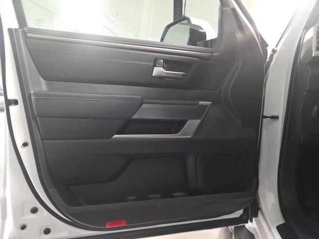 Photo of 2024 Ice Cap Toyota Sequoia
