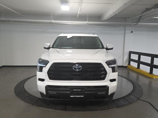 Photo of 2024 Ice Cap Toyota Sequoia