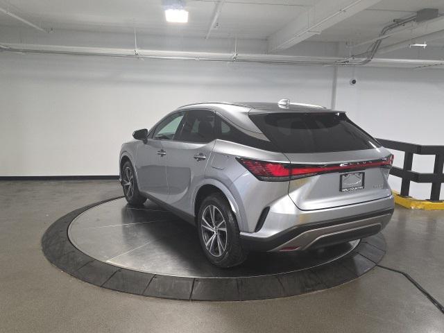 Photo of 2023 Iridium Lexus RX 350