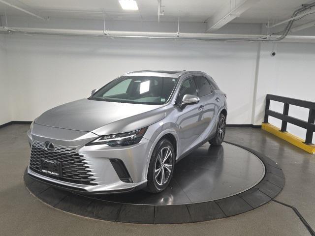 Photo of 2023 Iridium Lexus RX 350