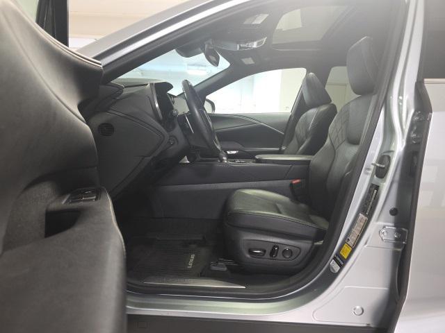 Photo of 2023 Iridium Lexus RX 350