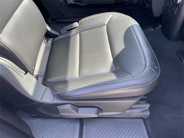 Photo of 2022 Oxford White Ford Explorer