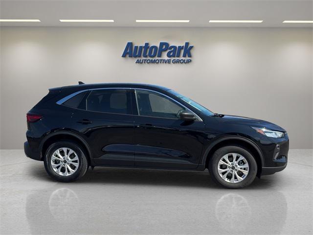 Photo of 2024 Agate Black Metallic Ford Escape