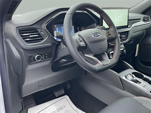 Photo of 2025 Space Silver Metallic Ford Escape