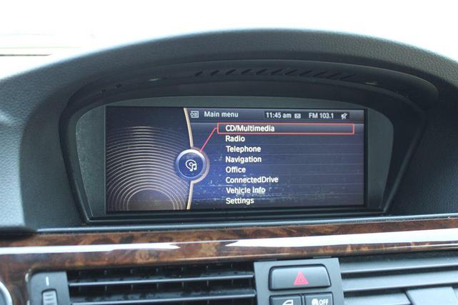 Photo of 2013 Mineral White Metallic BMW 335