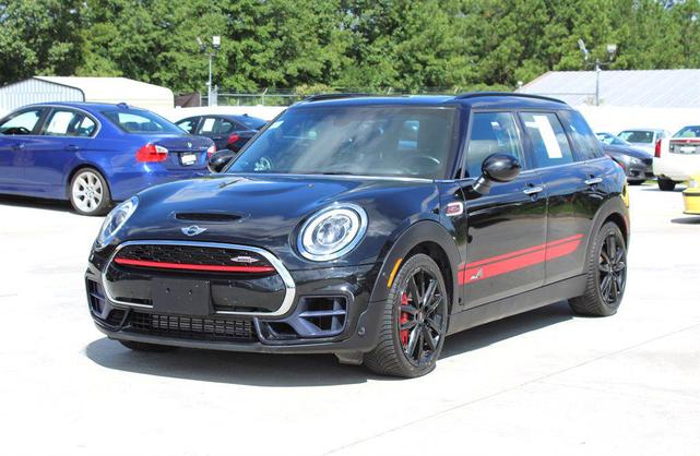 Photo of 2018 Midnight Black Metallic MINI Clubman