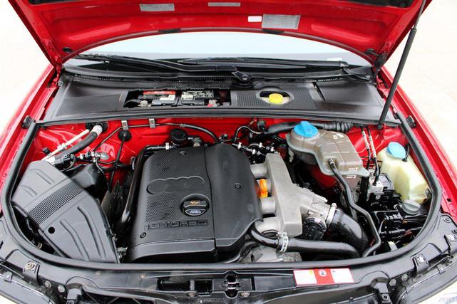 Photo of 2003 Amulet Red Audi A4