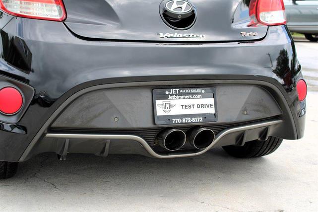 Photo of 2013 Ultra Black Hyundai Veloster