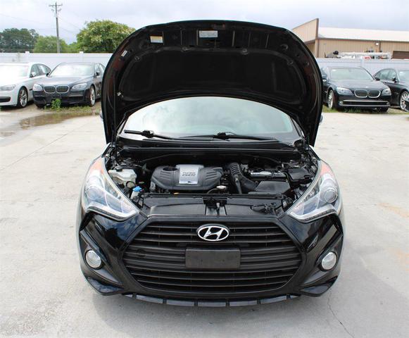 Photo of 2013 Ultra Black Hyundai Veloster