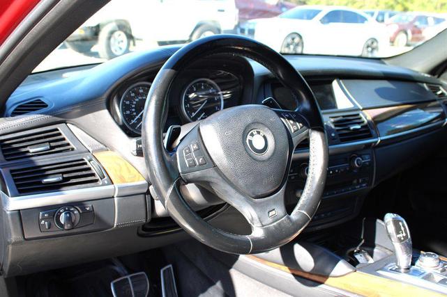 Photo of 2013 Vermilion Red Metallic BMW X6