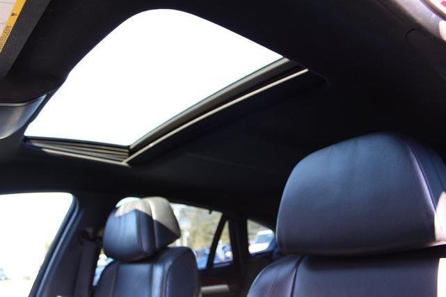 Photo of 2013 Vermilion Red Metallic BMW X6