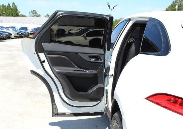 Photo of 2020 Fuji White Jaguar F-PACE