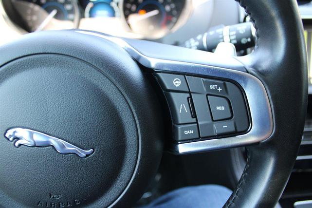 Photo of 2020 Fuji White Jaguar F-PACE