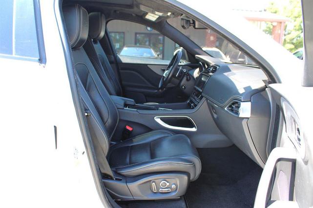 Photo of 2020 Fuji White Jaguar F-PACE