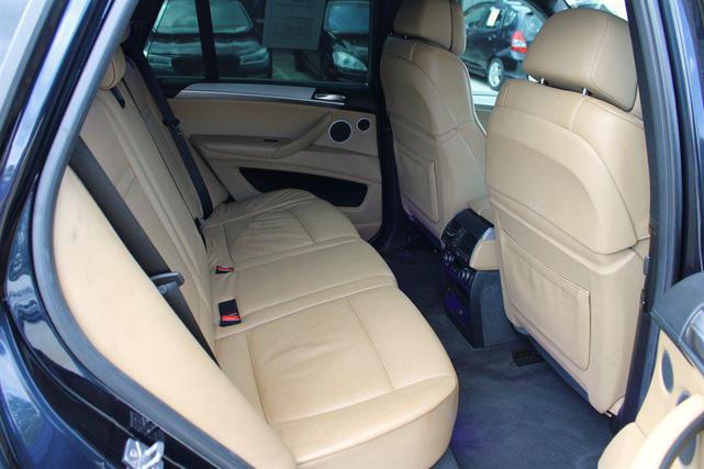 Photo of 2010 Carbon Black Metallic BMW X5 M