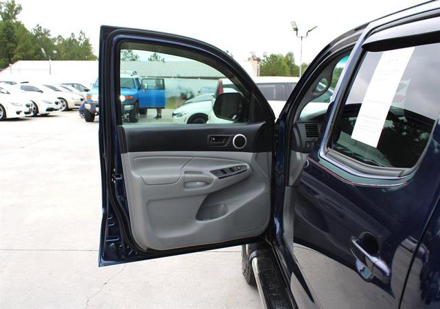 Photo of 2013 Nautical Blue Metallic Toyota Tacoma